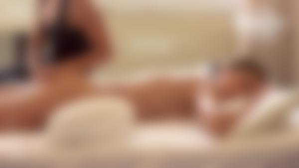 Sıcak Otel Masajı filminden # 12 ekran görüntüsü